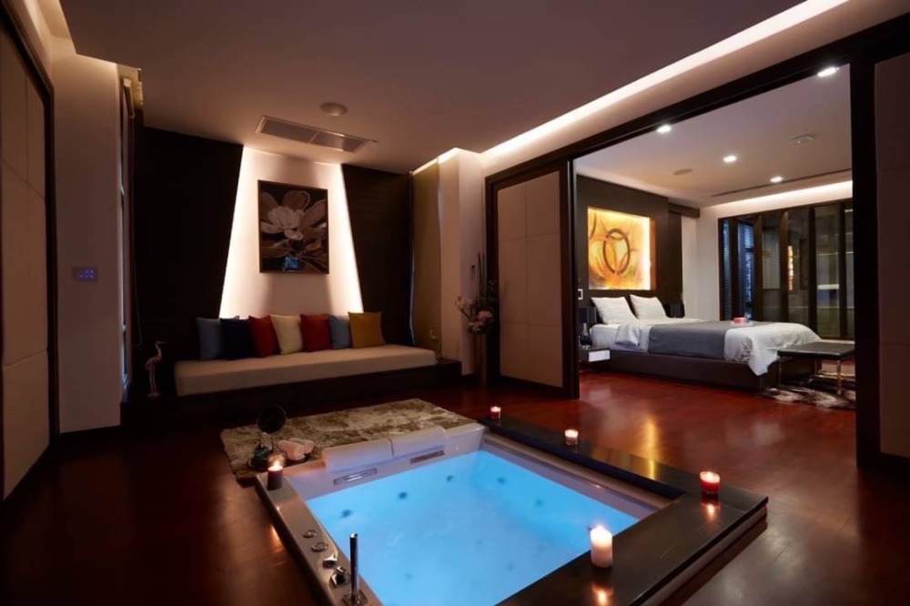 บ้านโมเดิร์นสุดหรู | ย่านเอกมัย-ทองหล่อ | บ้านเดี่ยว 3 ชั้น 170 ตร.ว. | 5 ห้องนอน | มีลิฟท์ส่วนตัว | ใกล้ โรงพยาบาลสมิติเวช สุขุมวิท., Theater of Dream Warriors Ice Arena – รูปที่ 3
