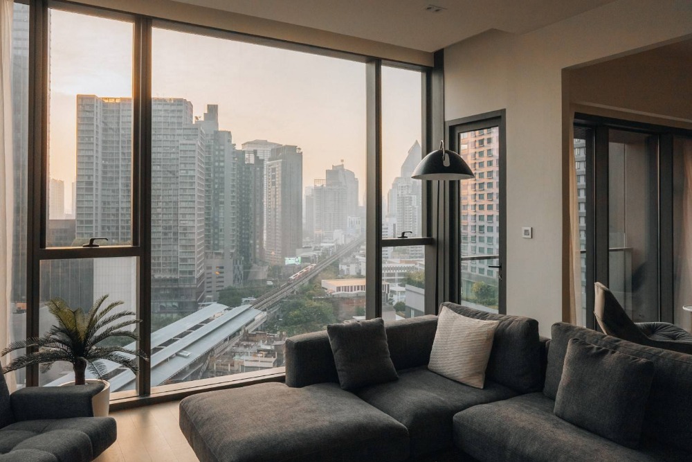 ♦ Prime Location ♦ ชั้น 15++ 90.62 ตร.ม. 2 ห้องนอน | คอนโดใกล้ BTS ทองหล่อ 190 ม., เมเจอร์ ซีนีเพล็กซ์ สุขุมวิท 550 ม., บิ๊กซี เอกมัย 1.6 กม. – รูปที่ 2