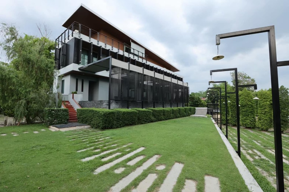 บ้านพักตากอากาศริมแม่น้ำ จ.อยุธยา | 700 ตร.ว. | ที่ดินหน้าติดแม่น้ำ 50 ม. | พร้อมอยู่หรือลงทุนทำธุรกิจ | พร้อมระเบียงริมน้ำ / ท่าจอดเรือ – รูปที่ 4