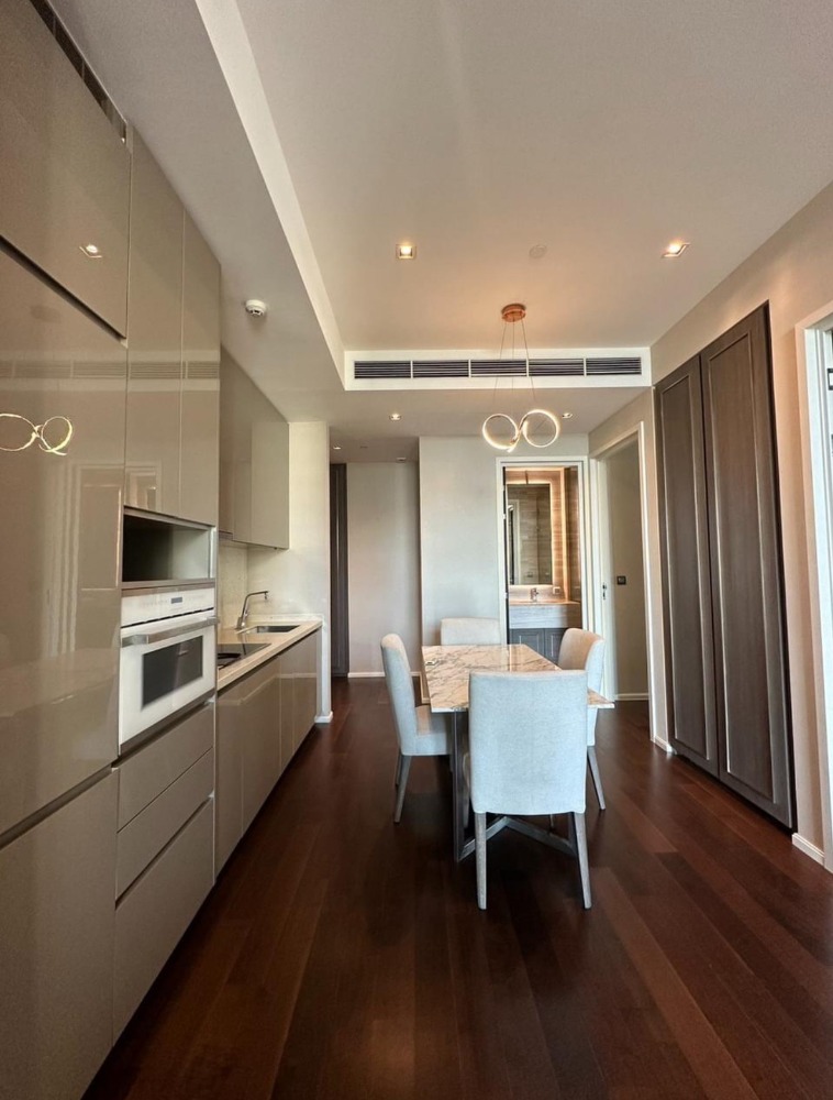 ● Rare Unit ● ชั้น 10+ 77.00 ตร.ม. | 2 ห้องนอน 2 ห้องน้ำ | ใกล้ BTS สถานีพร้อมพงษ์ 220 ม., EmQuartier 400 ม., อุทยานเบญจสิริ 450 ม. – รูปที่ 3
