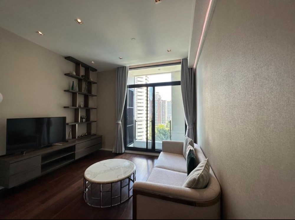 ● Rare Unit ● ชั้น 10+ 77.00 ตร.ม. | 2 ห้องนอน 2 ห้องน้ำ | ใกล้ BTS สถานีพร้อมพงษ์ 220 ม., EmQuartier 400 ม., อุทยานเบญจสิริ 450 ม. – รูปที่ 2