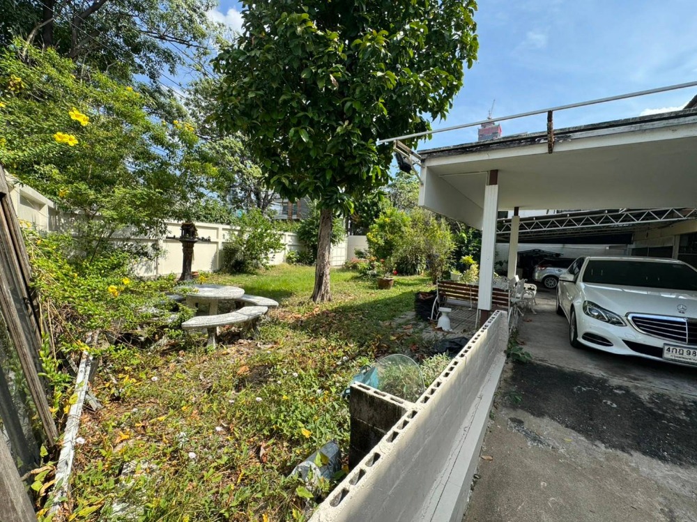 บ้านเดี่ยว 2 ชั้น | ย่านทองหล่อ | 5 ห้องนอน ตกแต่งครบ | เหมาะทำร้านอาหารหรือทำออฟฟิศ | ใกล้ Oakwood Residence Sukhumvit Thonglor Bangkok, the COMMONS – รูปที่ 2