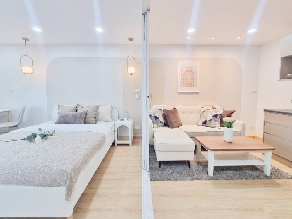 City Villa, large room, fully furnished, price in the millions, must be this room.