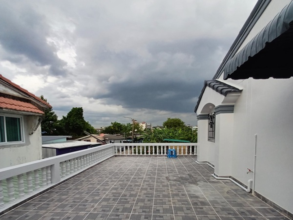 ให้เช่าบ้านเดี่ยว 2ชั้นเนื้อที่ 72ตร.ว พื้นที่ใช้สอย 280 ตร.ม 6ห้องนอน 3ห้องน้ำ แอร์ 5 เครื่อง  ถนนสุขุมวิท101/1 พระโขนง ราคาเช่า 50,000 บ/ด( 泰国房地产公司可以说中文请打电话。081-732-9189  Line : fs258  微信密码 F0817329189  ) – รูปที่ 4