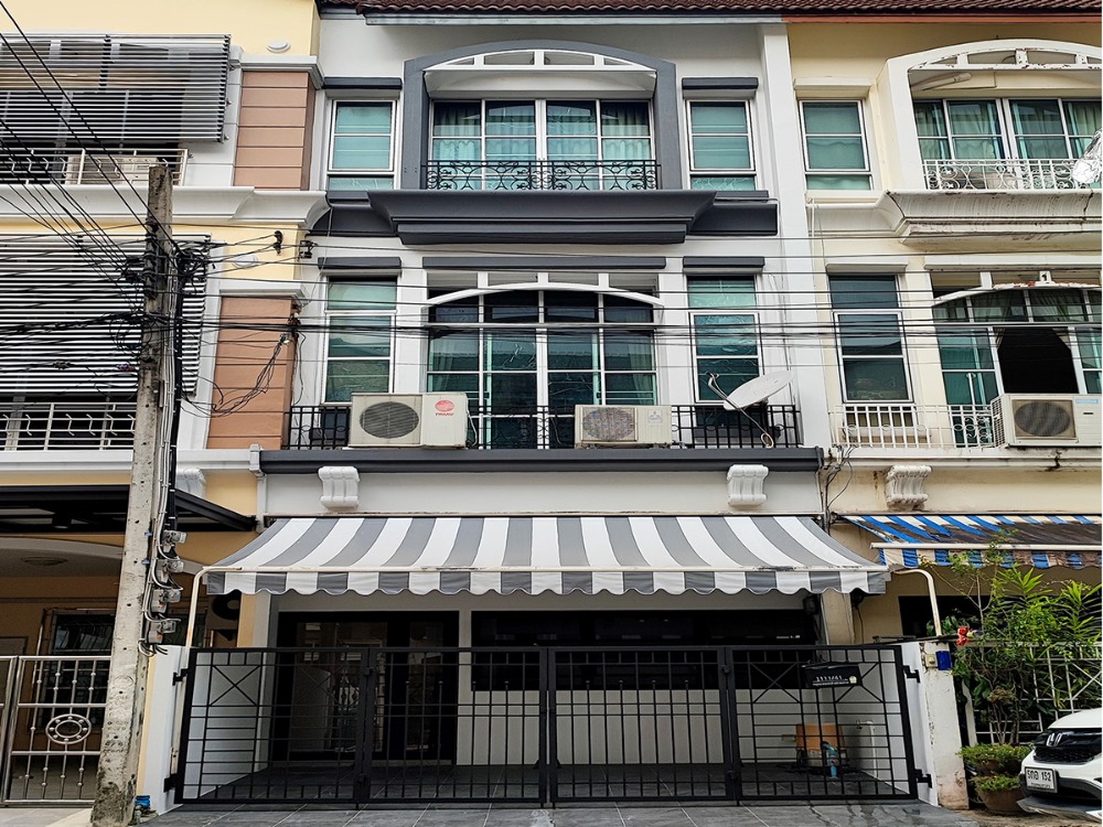 ทาวน์โฮม “บ้านกลางเมือง รัชดา-ลาดพร้าว” เหมาะทั้งเป็นบ้านพักอาศัยและออฟฟิศ ดูแลดีมาก ทาวน์โฮม “บ้านกลางเมือง รัชดา-ลาดพร้าว” เหมาะทั้งเป็นบ้านพักอาศัยและออฟฟิศ ดูแลดีมาก