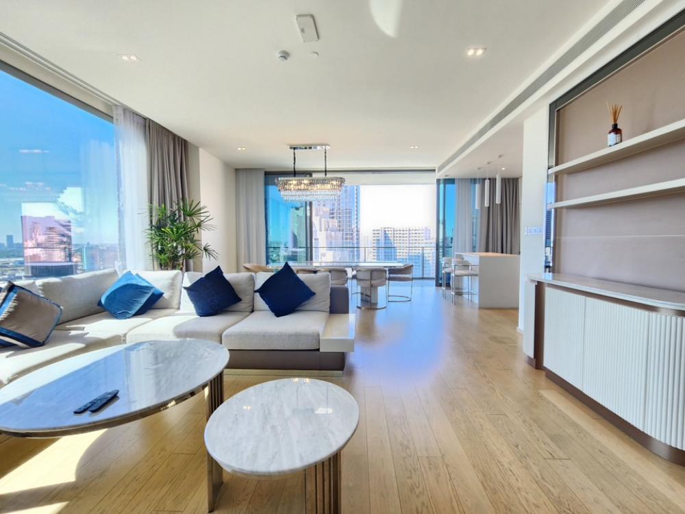 Rental: Penhouse At The Strand Thonglor , 3 Bed 3 Bath 1 Maid's Room , 184 Sq.m , 28th Floor , 2 Parking **Unblocked view** – รูปที่ 3