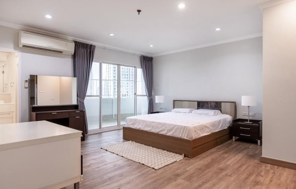 Fifty-fifth คอนโด 3 ห้องนอน – รูปที่ 4