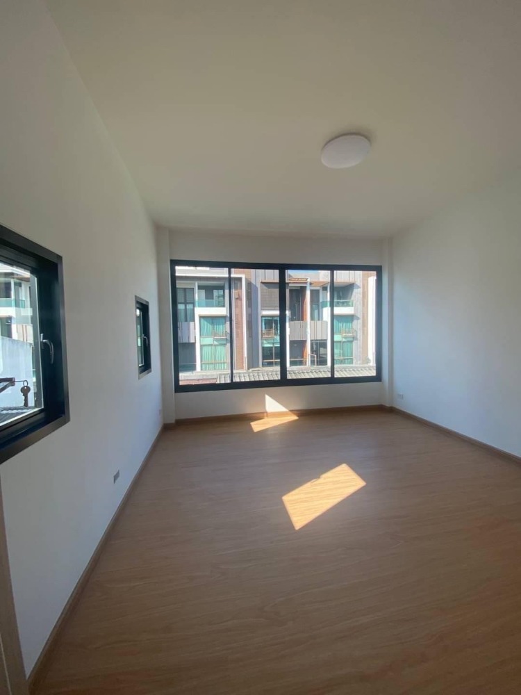 บ้านใหม่ให้เช่า ซอยสุขุมวิท 65 / 3 ห้องนอน – รูปที่ 2