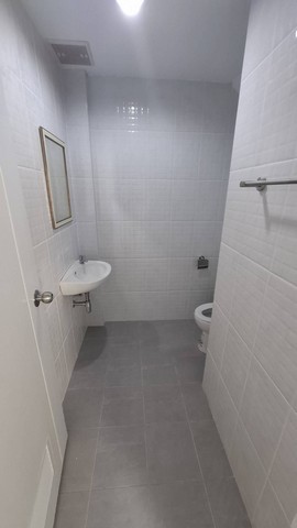 For rent, new commercial building, 3 floors, 30.41 sq.w., Phra Ram 5 area, Nakhon In, Bang Kruai, Nonthaburi, near Denla Kindergarten, Phra Ram 5 fresh market, suitable for home office, residence, showroom – รูปที่ 4