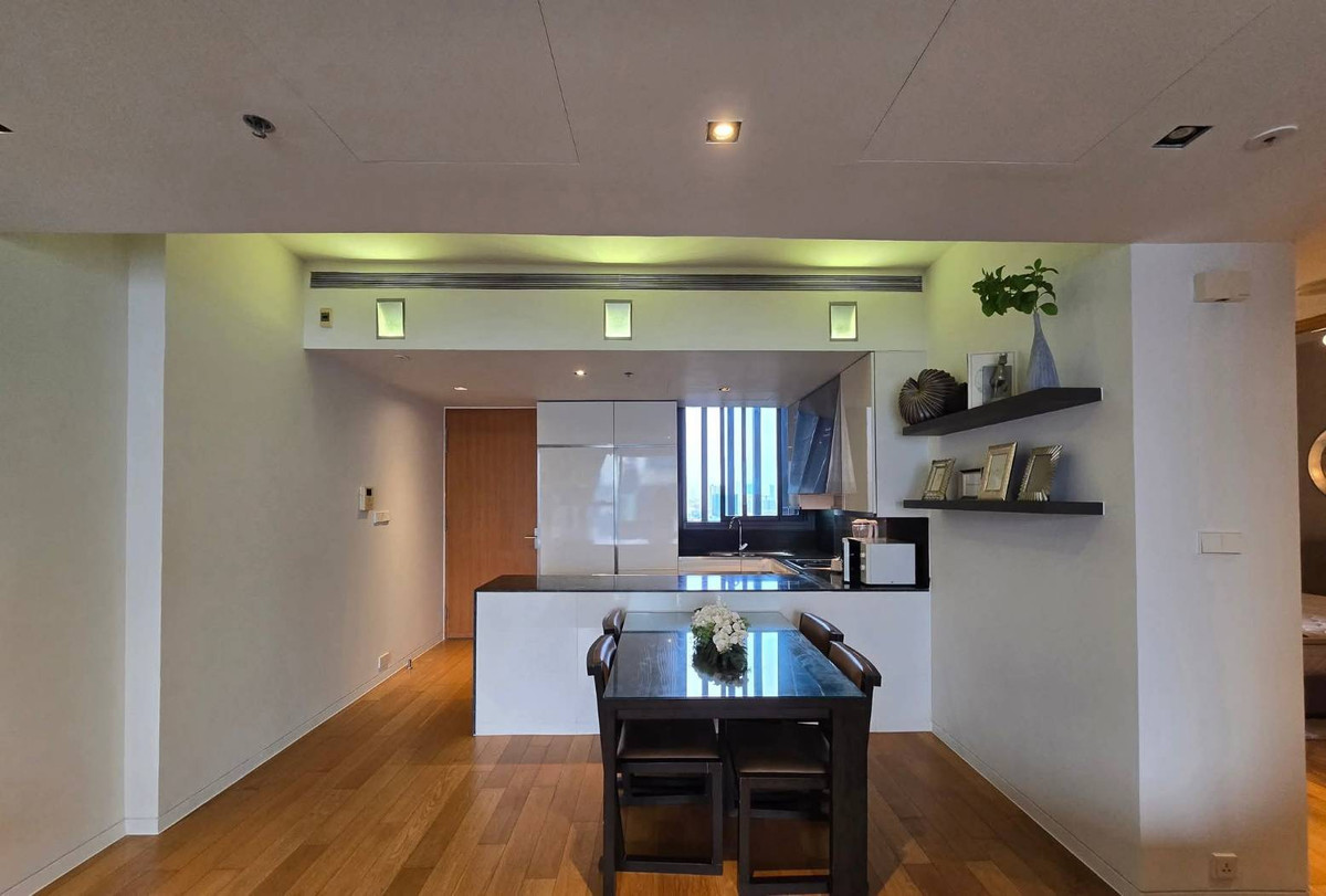 The Met Sathorn Luxury Condominium 2 Bedroom 2 Bathroom For Sale The Met Sathorn Luxury Condominium 2 Bedroom 2 Bathroom For Sale