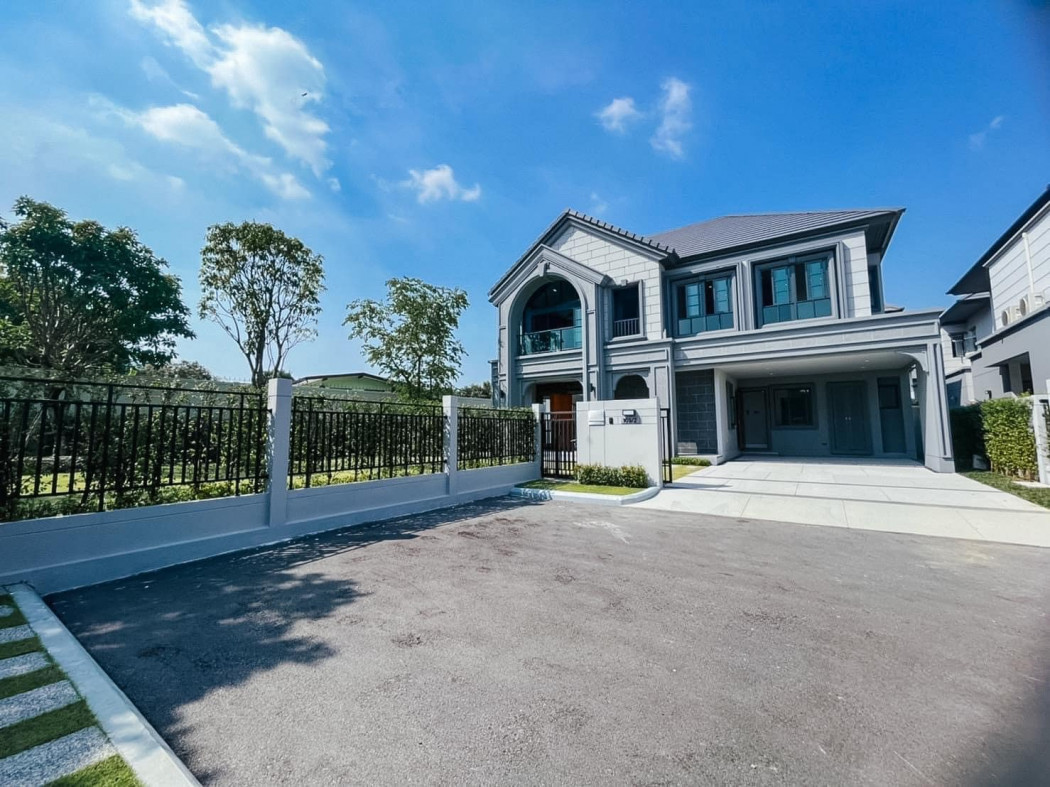 House for sale Bangkok Boulevard Signature Prachachuen (corner house, garden view) on an area of 122.6 sq m, 4 bedrooms, 4 bathrooms, has an EV Charger support point. House for sale Bangkok Boulevard Signature Prachachuen (corner house, garden view) on an area of 122.6 sq m, 4 bedrooms, 4 bathrooms, has an EV Charger support point.