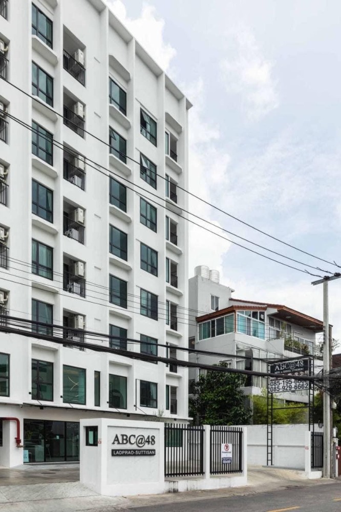 กิจการโรงแรม 8 ชั้น ลาดพร้าว พร้อมเปิดกิจการต่อได้เลย | 293 ตร.ว. ห้องพัก 103 ห้อง | ใกล้ MRT ภาวนา,โชคชัย 4 3 นาที, MRT สุทธิสาร 4 นาที, ยูเนียน มอลล์ 10 นาที, เซ็นทรัล ลาดพร้าว 11 นาที