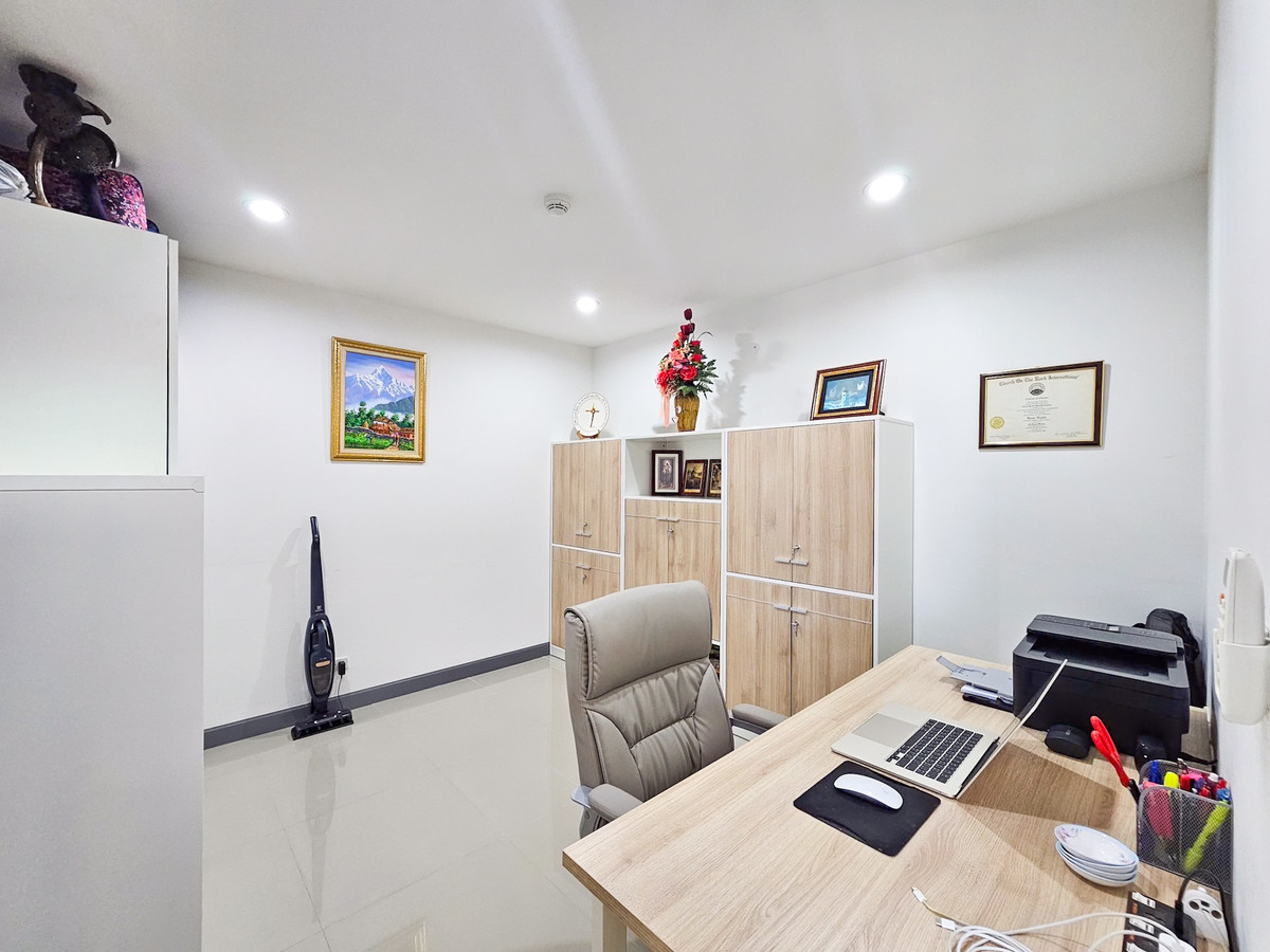 Condo for sale, size 74.94 sq.m, opposite Central Khon Kaen Department Store, 2 bedrooms, 2 bathrooms, Metro Condo 2 Project, Mittraphap Road.