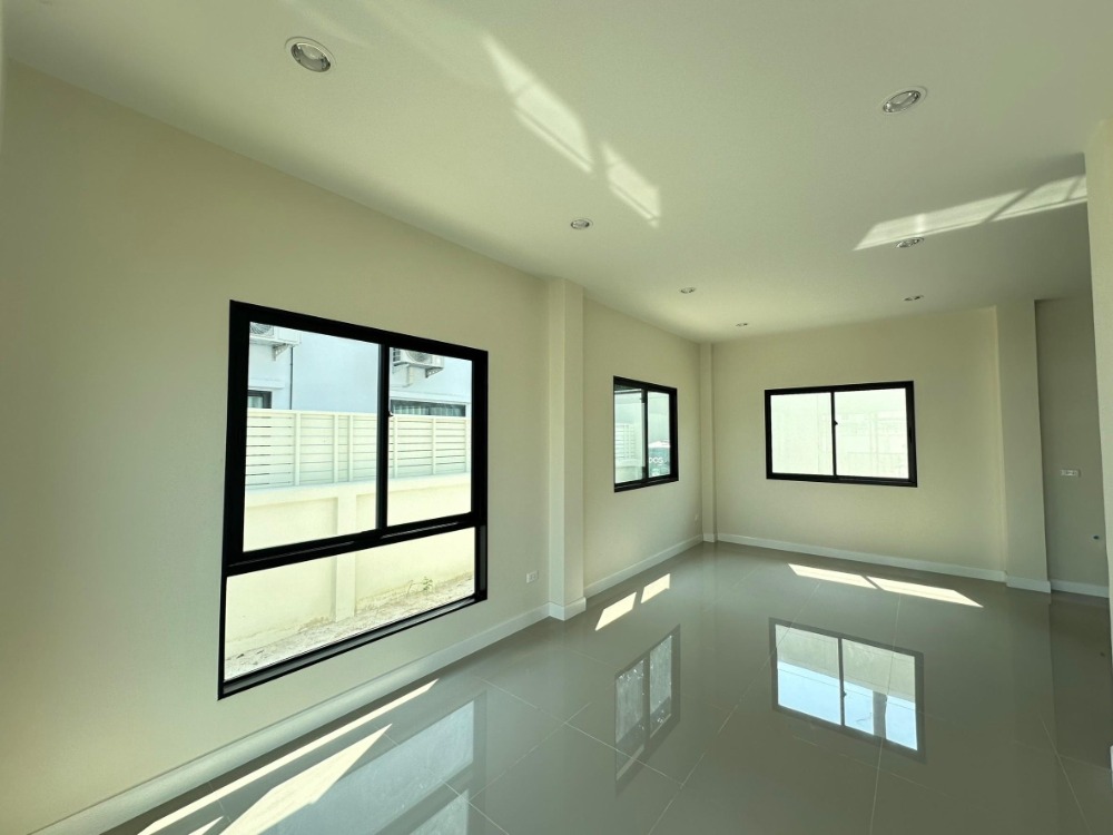 PH18 House for rent CPN NINN Wongwaen-Lamlukka Klong 6 – รูปที่ 2