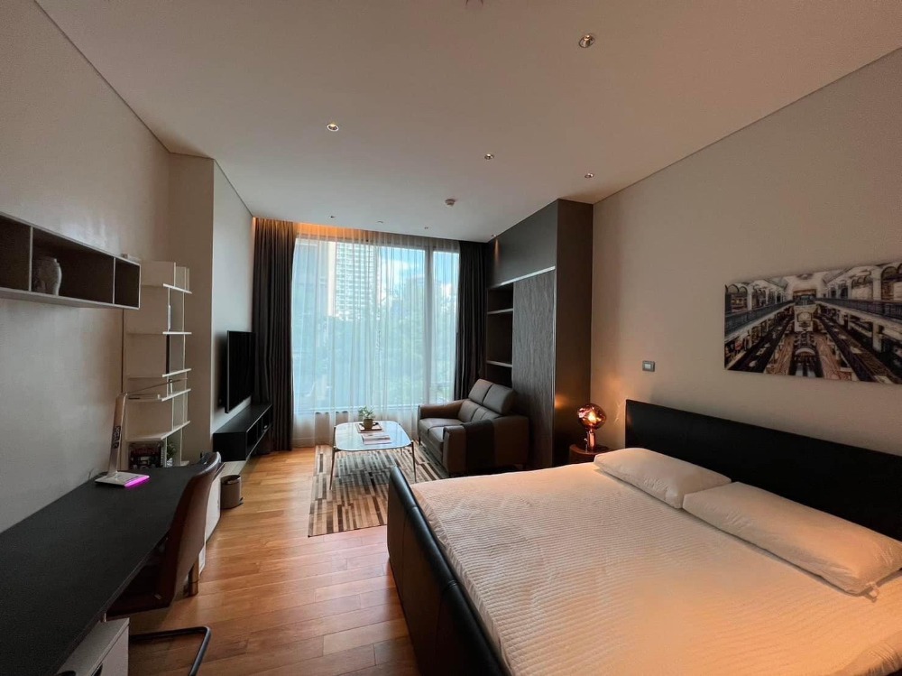 ● Prime Location ● ชั้น 01+ 40.00 ตร.ม. | 3 ห้องนอน ตกแต่งครบ | คอนโดใกล้ สวนลุมพินี 2 นาที, centralwOrld 4 นาที, Central Embassy 4 นาที ● Prime Location ● ชั้น 01+ 40.00 ตร.ม. | 3 ห้องนอน ตกแต่งครบ | คอนโดใกล้ สวนลุมพินี 2 นาที, centralwOrld 4 นาที, Central Embassy 4 นาที