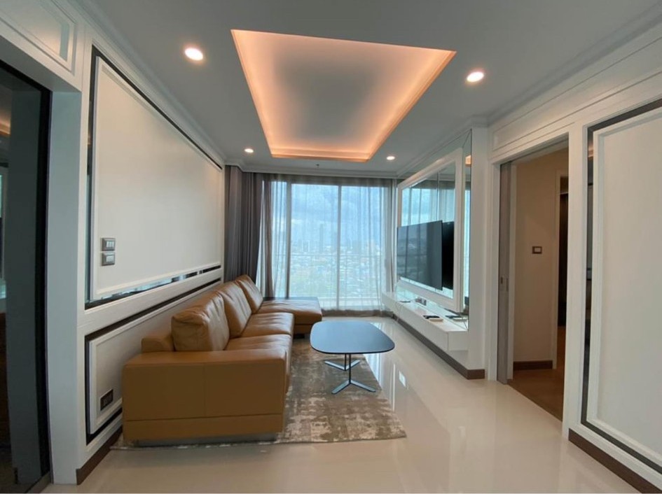 ● High floor ● ชั้น 20+ 99.24 ตร.ม. | 3 ห้องนอน ตกแต่งครบ | คอนโดใกล้ MRT เพชรบุรี 4 นาที, โรงพยาบาลกรุงเทพ 6 นาที, BTS พร้อมพงษ์ 7 นาที ● High floor ● ชั้น 20+ 99.24 ตร.ม. | 3 ห้องนอน ตกแต่งครบ | คอนโดใกล้ MRT เพชรบุรี 4 นาที, โรงพยาบาลกรุงเทพ 6 นาที, BTS พร้อมพงษ์ 7 นาที
