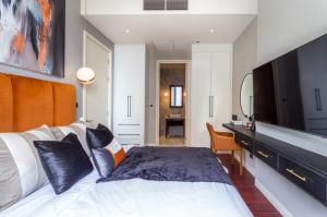 For sale, KHUN by YOO Thonglor, 1 bedroom, 49 sqm, excellent condition, elegantly-decorated and fully-furnished.