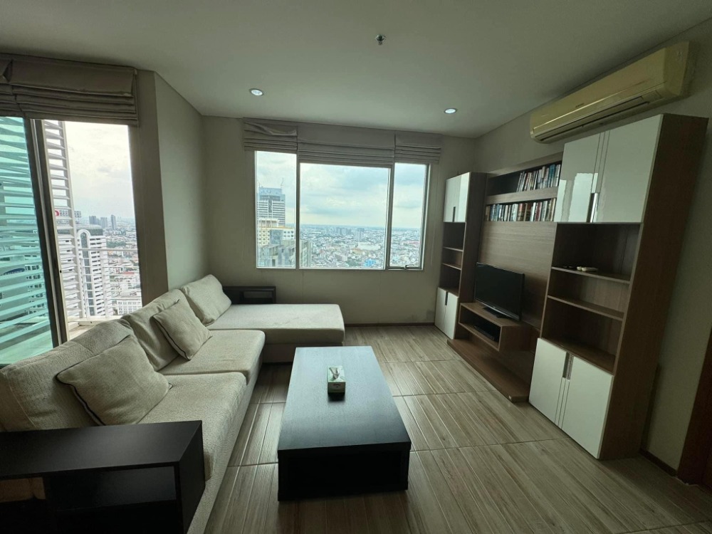 ● High floor ● ห้องคอมบาย ชั้น 35+ 107 ตร.ม. | 2 ห้องนอน ตกแต่งครบ | คอนโดใกล้ BTS กรุงธนบุรี 1 นาที, ไอคอนสยาม 4 นาที, โรงพยาบาลสมิติเวช ธนบุรี 4 นาที