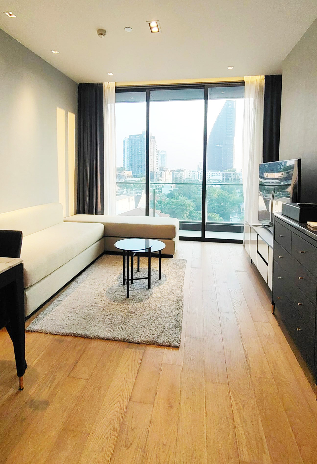 Beatniq Sukhumvit 32 2Bedroom 2Bathroom Size 81sqm ビートニック・スクンビット 32 Condo for Rent near BTS Thong Lo Beatniq Sukhumvit 32 2Bedroom 2Bathroom Size 81sqm ビートニック・スクンビット 32 Condo for Rent near BTS Thong Lo
