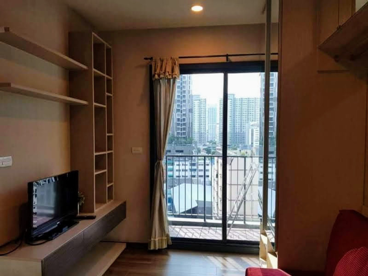ขาย ออนิกซ์ พหลโยธิน 1นอน 32ตรม ชั้น10 วิวสระ แถมเฟอร์ฯ เครื่องใช้ไฟฟ้าครบ พร้อมอยู่ คอนโดใกล้ BTS สะพานควาย รพ.เปาโล ขาย ออนิกซ์ พหลโยธิน 1นอน 32ตรม ชั้น10 วิวสระ แถมเฟอร์ฯ เครื่องใช้ไฟฟ้าครบ พร้อมอยู่ คอนโดใกล้ BTS สะพานควาย รพ.เปาโล