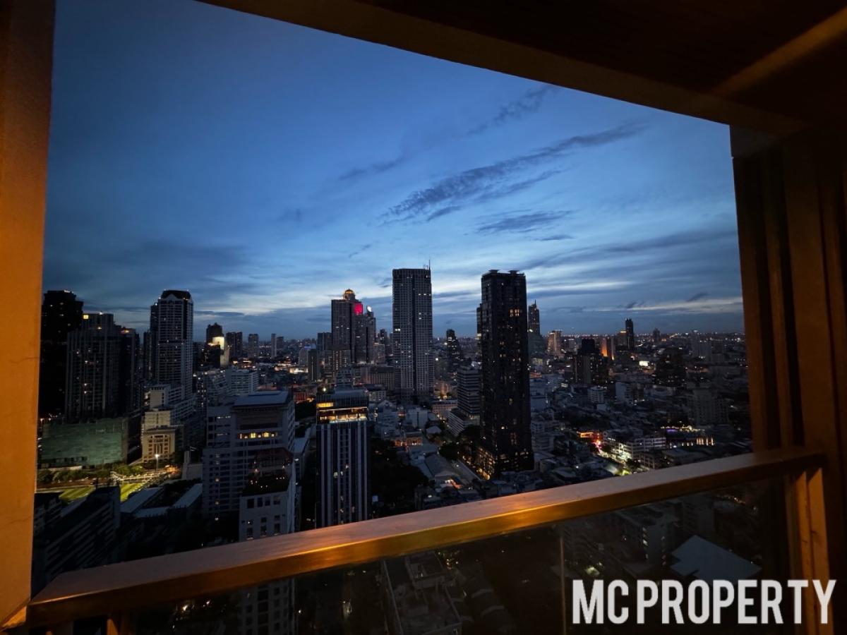 The Address Sathorn 1 Bedroom 56SQM River View 30FL ++ For Sale Only 8.8MB Please Contact 0816878954