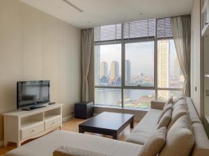 Newly renovated Baan Chao Phaya 1 bedroom river view