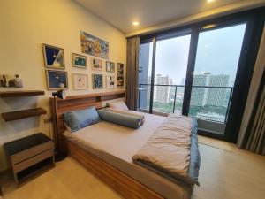 Special deal for rent One 9 Five 1 bedroom facing North unblocked view