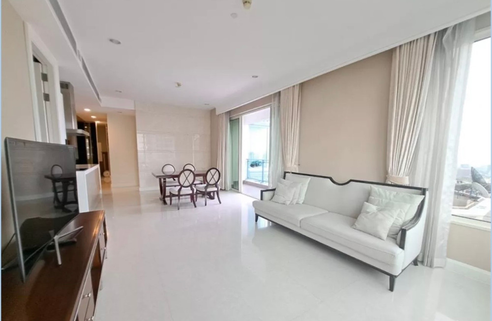 For sale/rent: Luxury condo “Q Langsuan” 3 Bedroom 4 Bathroom 160 SQ.M.