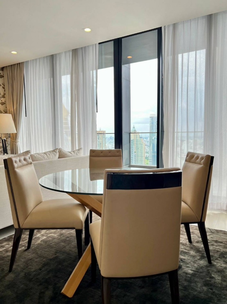 ♦ Rare Unit ♦ Duplex ชั้น 40+ 3 ห้องนอน | คอนโดมีSkywalk เชื่อมเข้า BTS เพลินจิตและเซ็นทรัล เอ็มแบสซี่ – รูปที่ 2