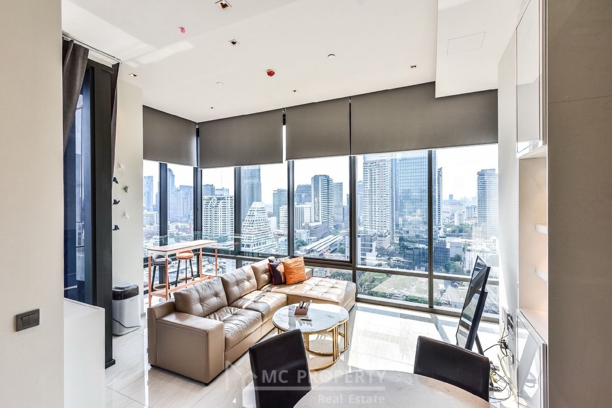 Ashton Silom 2bedroom 86sqm for sell only 22Mb please contact 0816878954