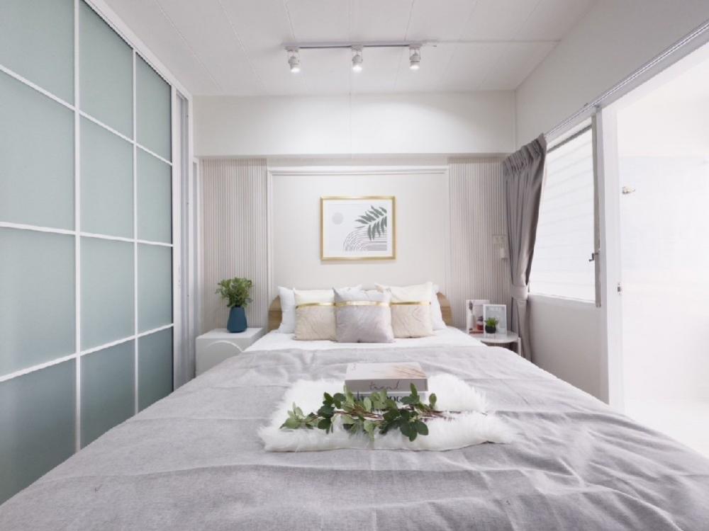 Very cheaper than renting 💕Condo in Chokchai 4 area #Duliya Place, convenient travel to Ratchada, along Lat Phrao Expressway. Very cheaper than renting 💕Condo in Chokchai 4 area #Duliya Place, convenient travel to Ratchada, along Lat Phrao Expressway.