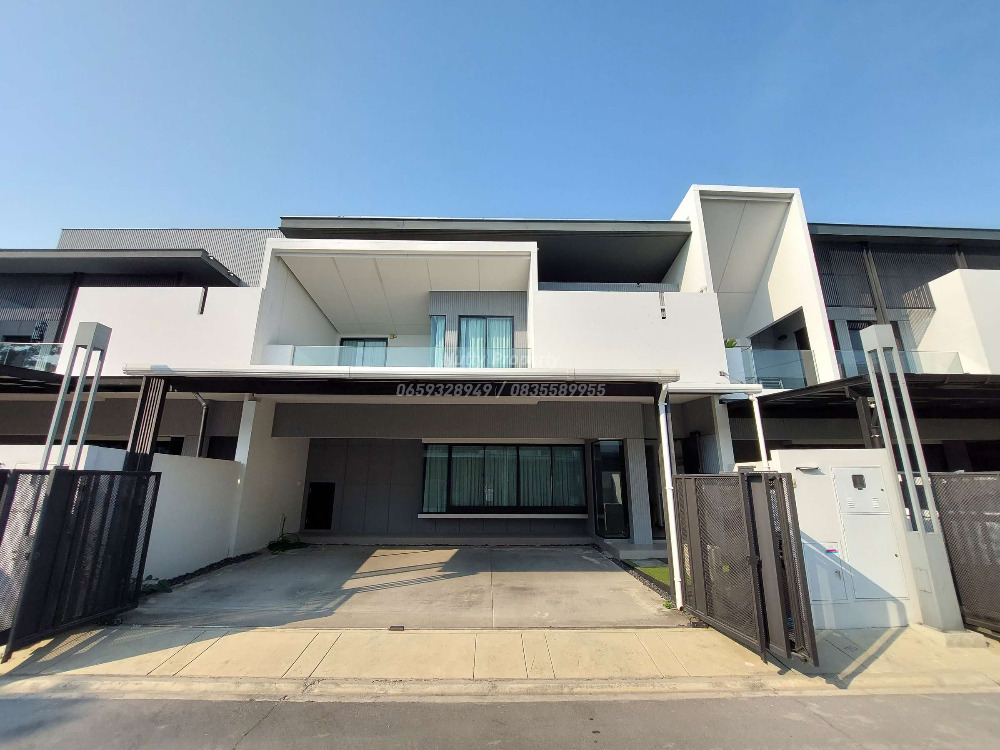 ทาวน์โฮมขนาดใหญ่ สไตล์ Modern Minimal ซอยราชวินิตบางแก้ว VIVE บางนา กม.7 ทาวน์โฮมขนาดใหญ่ สไตล์ Modern Minimal ซอยราชวินิตบางแก้ว VIVE บางนา กม.7