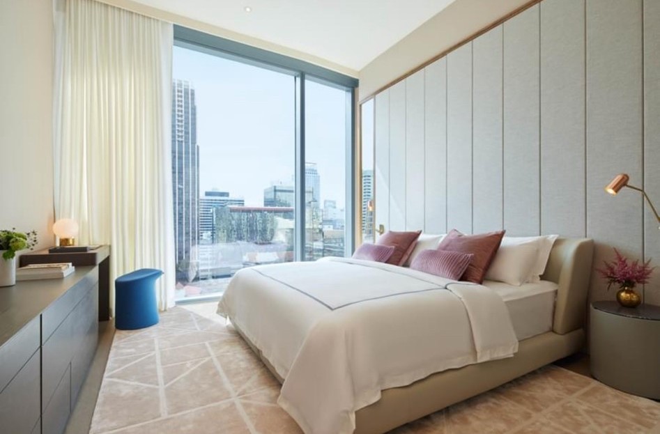 ♢ Prime Location ♢ ชั้น 10+ 154.00 ตร.ม. 2 ห้องนอน | ใกล้ Mercury Tower 110 ม., โรงเรียนมาแตร์เดอี 110 ม., Central ชิดลม 220 ม., BTS สถานีชิดลม 250 ม. – รูปที่ 2