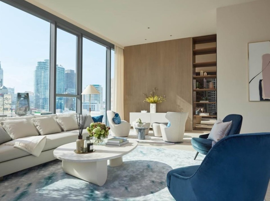 ♢ Prime Location ♢ ชั้น 10+ 154.00 ตร.ม. 2 ห้องนอน | ใกล้ Mercury Tower 110 ม., โรงเรียนมาแตร์เดอี 110 ม., Central ชิดลม 220 ม., BTS สถานีชิดลม 250 ม.