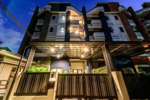 5.5-Story Home Office / Newly Renovated in Sukhumvit Area / 5 Bedrooms