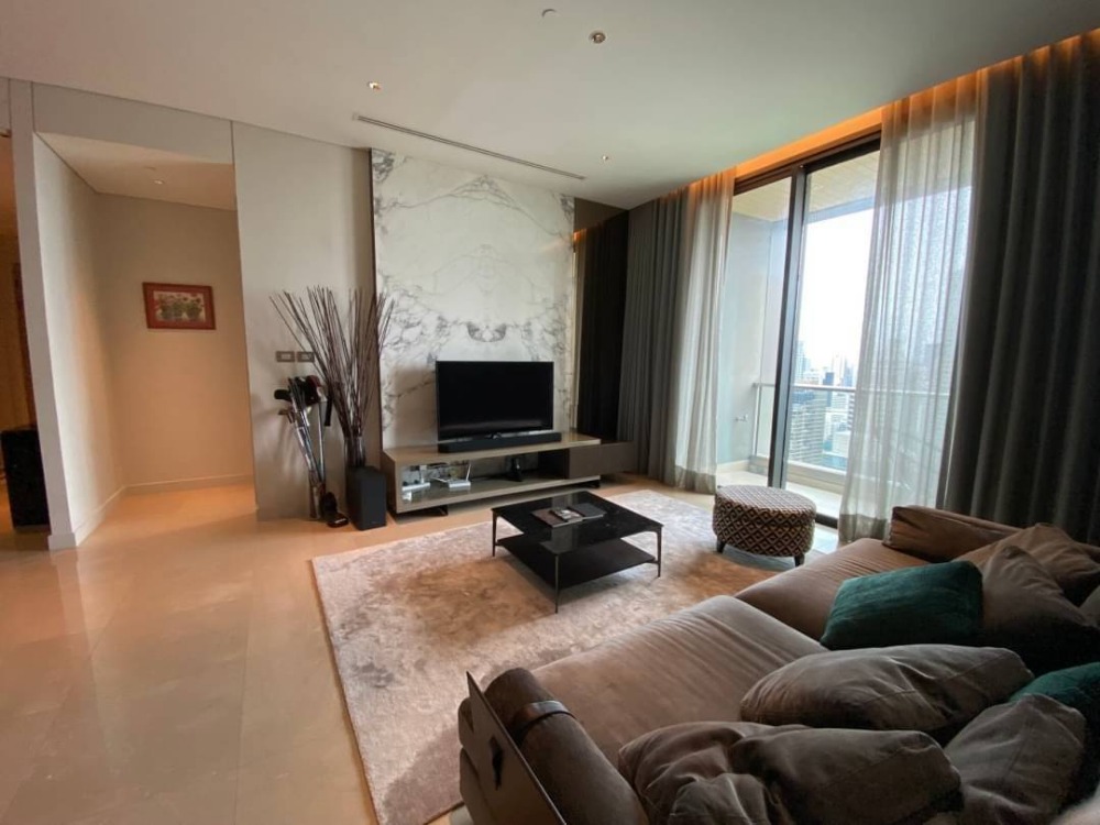● Prime Location ● ชั้น 25+ 150.00 ตร.ม. | 3 ห้องนอน ตกแต่งครบ  | คอนโดใกล้ สวนลุมพินี 2 นาที, centralwOrld 4 นาที, Central Embassy 4 นาที – รูปที่ 2