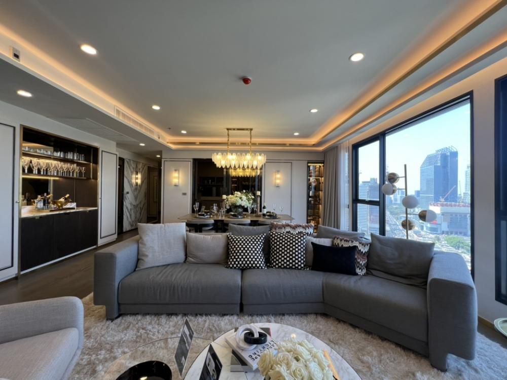 Luxurious 3-bedroom Penthouse, Coco Parc Condo, ready to receive 5-star hotel service from Dusit Thani. Interested in making an appointment to visit the project? Call 062-339-3663 Luxurious 3-bedroom Penthouse, Coco Parc Condo, ready to receive 5-star hotel service from Dusit Thani. Interested in making an appointment to visit the project? Call 062-339-3663