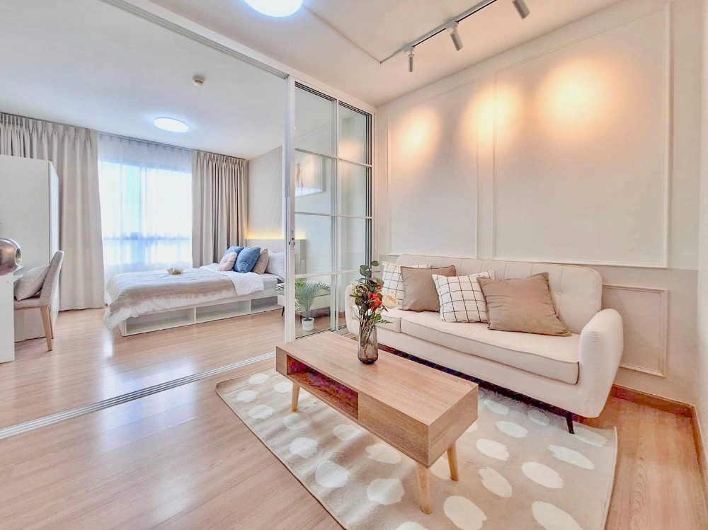 Plum Condo Nawamin 86, installments starting at 6,xxx baht/month, beautifully decorated room with furniture.