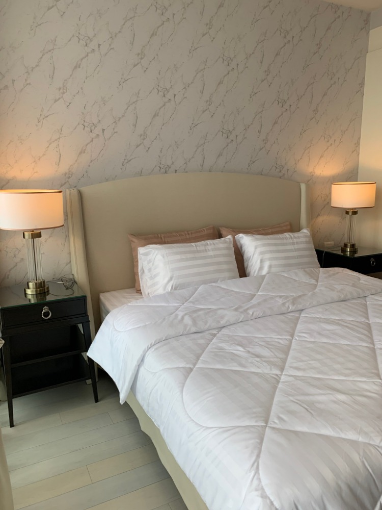 The Noble Ploenchit (fl..24) : 1-bedroom Condo / Next to BTS Ploenchit The Noble Ploenchit (fl..24) : 1-bedroom Condo / Next to BTS Ploenchit