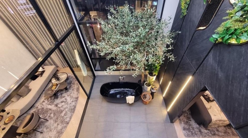 ♢ Duplex type ♢ 15+ Floor 78.00 sq.m. 3 Bedrooms | Close to theCOMMONS 2 mins, Eight Thonglor 2 mins ♢ Duplex type ♢ 15+ Floor 78.00 sq.m. 3 Bedrooms | Close to theCOMMONS 2 mins, Eight Thonglor 2 mins