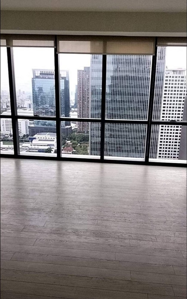 The Room Sukhumvit 21 (28th Floor): 1 Bedroom Duplex / Never Been Occupied. The Room Sukhumvit 21 (28th Floor): 1 Bedroom Duplex / Never Been Occupied.