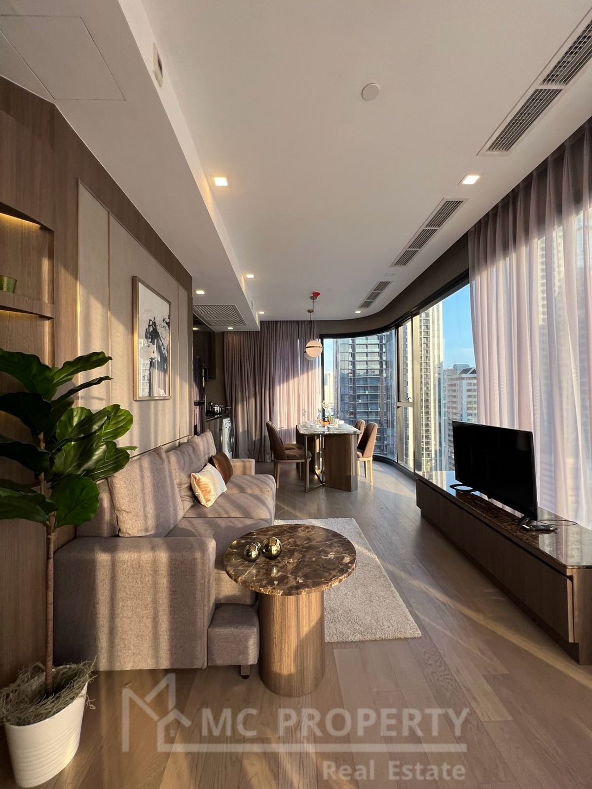 Ashton Asoke 65sqm 2 bed for rent only 65,000 per month tel 0816878954 line id 0816878954 Ashton Asoke 65sqm 2 bed for rent only 65,000 per month tel 0816878954 line id 0816878954