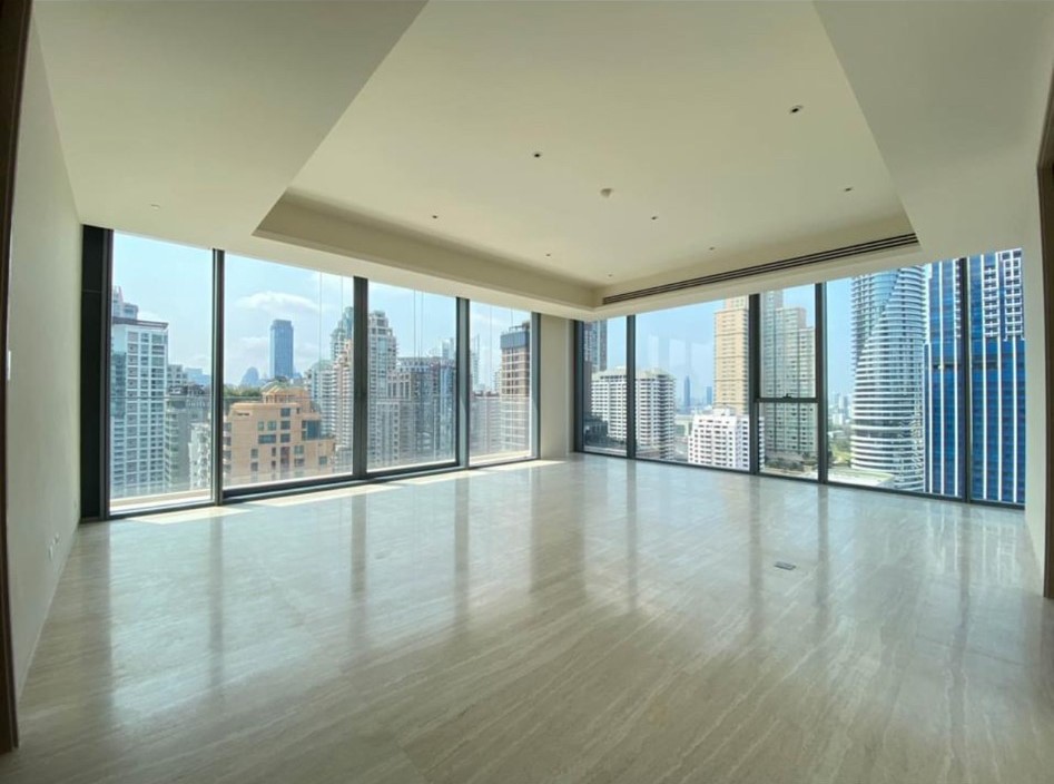 ♢ Prime Location ♢ 20+ floor 154.00 sq.m. 3 beds | near Mercury Tower 110 m., Mater Dei School 110 m., Central chidlom 220 m., BTS chilom station 250 m. ♢ Prime Location ♢ 20+ floor 154.00 sq.m. 3 beds | near Mercury Tower 110 m., Mater Dei School 110 m., Central chidlom 220 m., BTS chilom station 250 m.