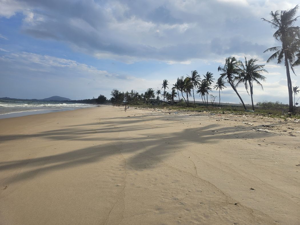 ขาย ที่ดิน  1 ไร่ 2 งาน ติดทะเล หาดบ้านกรูด-ดอนสำราญอ.บางสะพาน ประจวบคีรีขันธ์ – รูปที่ 4