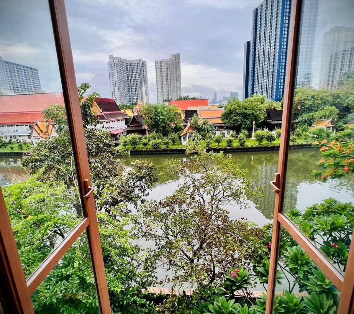🔥 Rare Item! Hasu Haus 3 Bedrooms / 3 Bathrooms 92.52 SQ.M with Canal View, Corner Unit with Bathtub 🔥 ONLY 16,390,000 Baht 🔥 Rare Item! Hasu Haus 3 Bedrooms / 3 Bathrooms 92.52 SQ.M with Canal View, Corner Unit with Bathtub 🔥 ONLY 16,390,000 Baht