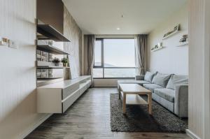 ขายคอนโด Knightsbridge the Ocean Sriracha 2 bed corner room วิวภูเขา 3.9 M (S03-0939)