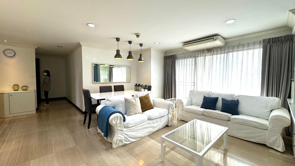 Super deal for rent Richmond Palace 3 bedrooms **Prime Location:** Walking distance to Phromprong 🌟 Super deal for rent Richmond Palace 3 bedrooms **Prime Location:** Walking distance to Phromprong 🌟