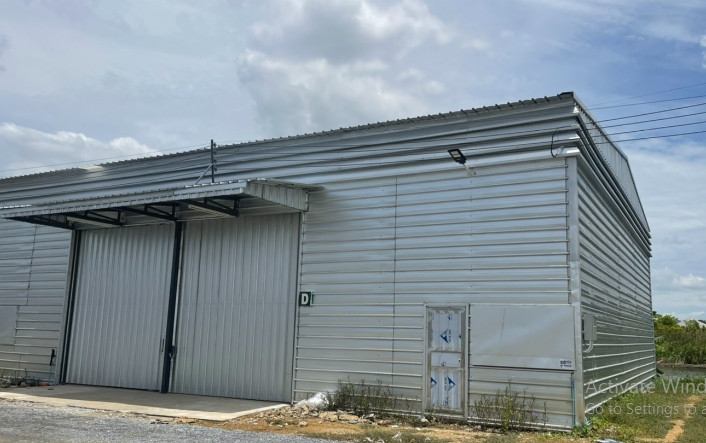 R18D Warehouse for rent along Bang Khun Thian Expressway. R18D Warehouse for rent along Bang Khun Thian Expressway.