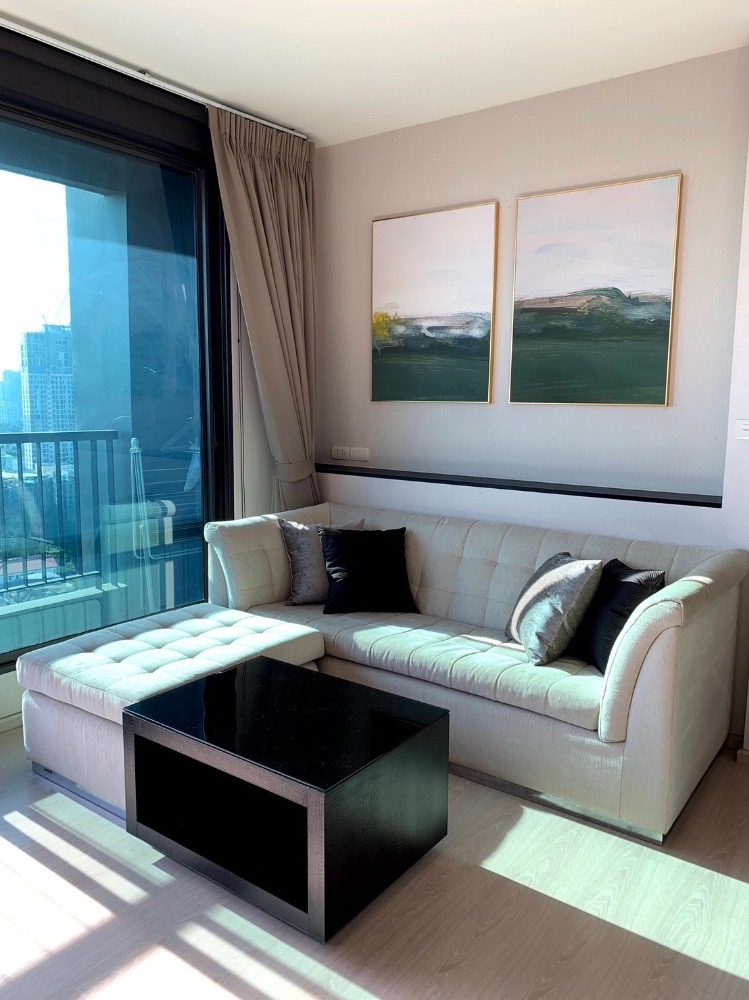 Rhythm Sukhumvit 44/1 / 2 Bedrooms (SALE WITH TENANT), ริธึ่ม สุขุมวิท 44/1 / 2 ห้องนอน (ขายพร้อมผู้เช่า) HL1042