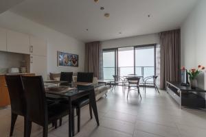 For sale Northpoint Pattaya 1 Bed and large balcony 82Sq.m ready to move-in (S03-1053)S
